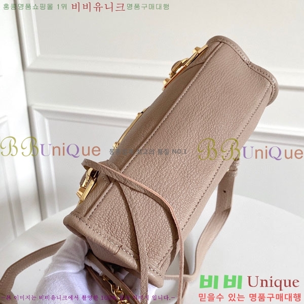 �߷��þư� ��Ƽ�� �̴� 519938-3