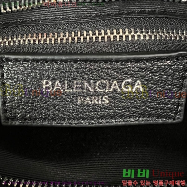 �߷��þư� ��Ƽ�� �̴� 519938-12