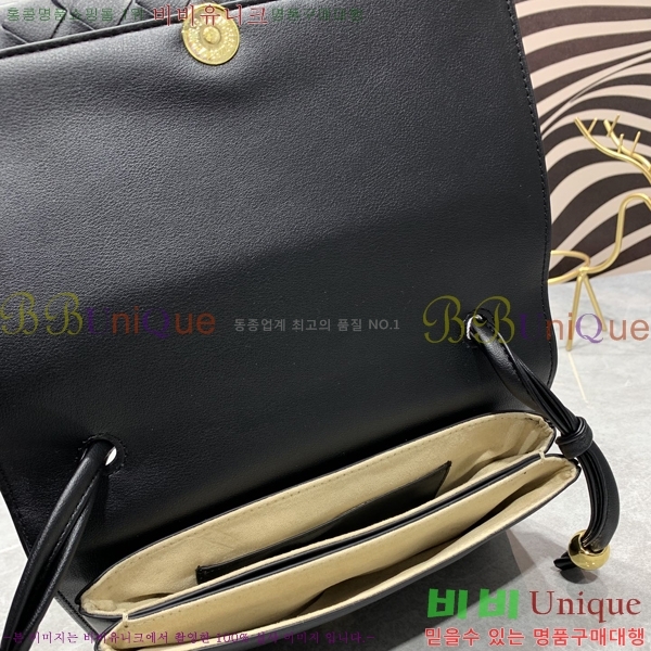 ���װ� ����Ÿ Ʈ���� �Ŀ�ġ �� ũ�ν��� 300BVF2106-2