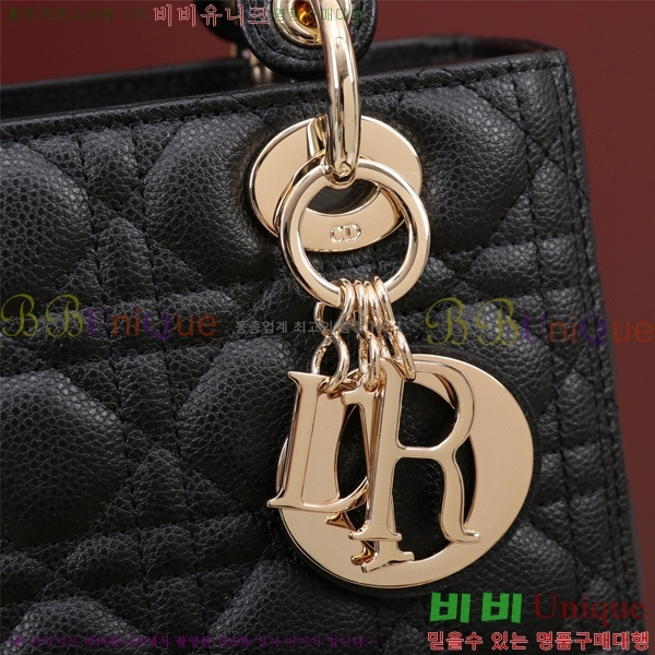 #��� ���̵� �̵� ĳ��� M0506-301