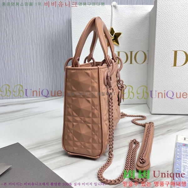 #��� ���̵�� �̴� ĳ��� 18800-1-51