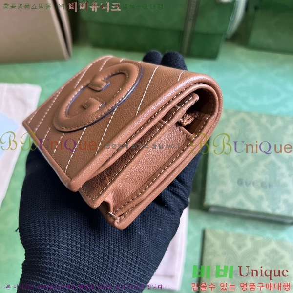 #���� ���е� ī�� ���̽� 760317-196