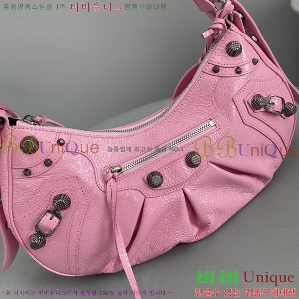 #�߷��þư� LE CAGOLE �� ī�� ���� 6713071-501