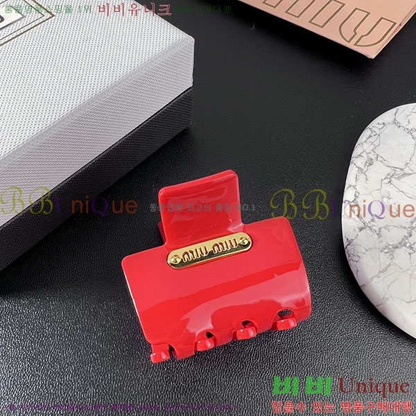 ̿̿  M4590049 (4)