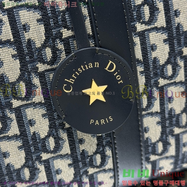 #��� �׷�� 25 �� ���� ��ī�� M1365-101