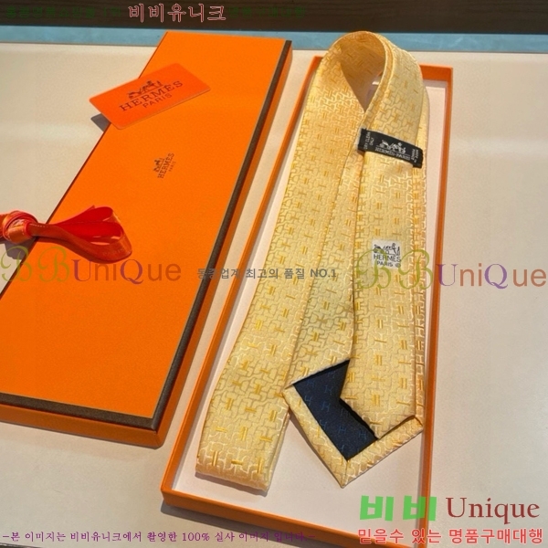 #�����޽� ��Ÿ�� HE555582-4