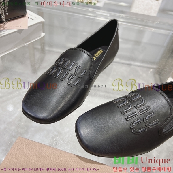 ���� �̿�̿� �÷����� 28M24713-3