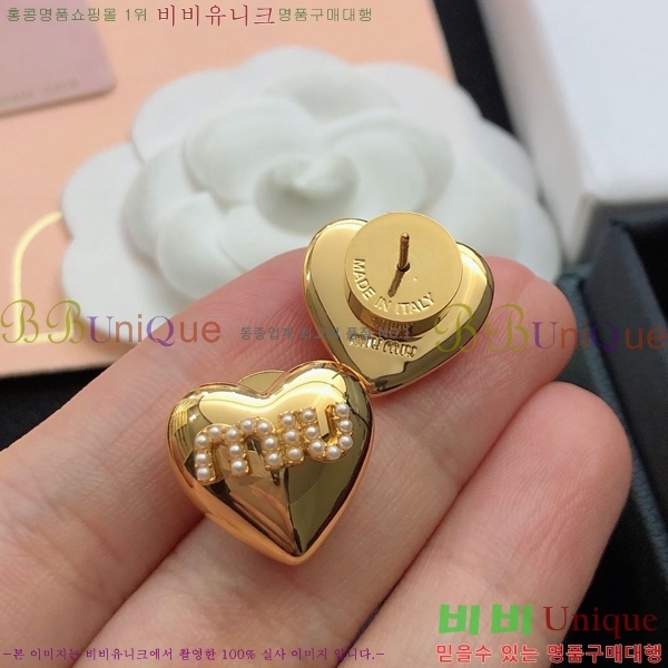 �̿�̿� �Ͱ��� MU452827-1