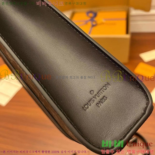 #���̺��� �� �ö� ũ�ν� M46098-1000