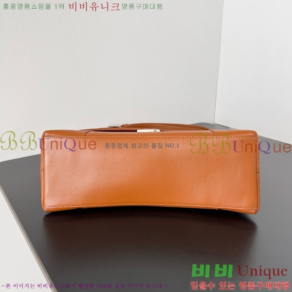 #�߷��þư� �ٿ�Ÿ�� ���� �����  67135329-102