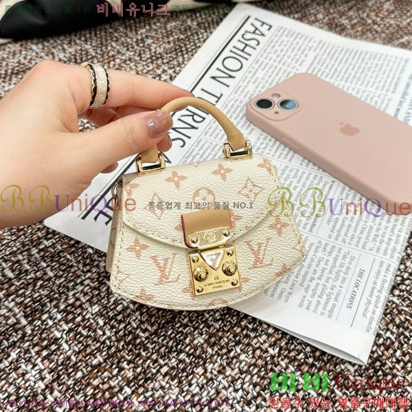 ���̺��� ���� �̴� ƿ��Ʈ �Ŀ�ġ M0104999-4