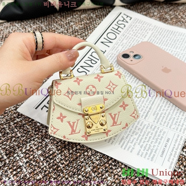 ���̺��� ���� �̴� ƿ��Ʈ �Ŀ�ġ M0104999-3