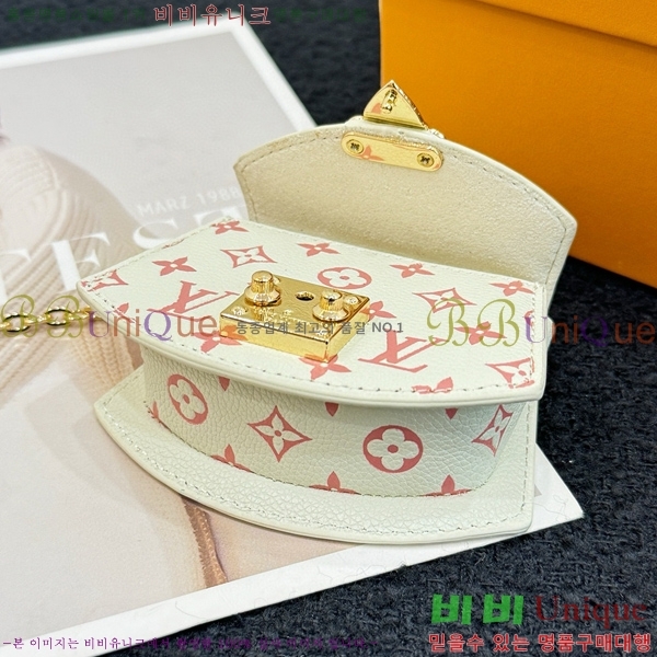 ���̺��� ���� �̴� ƿ��Ʈ �Ŀ�ġ M0104999-3