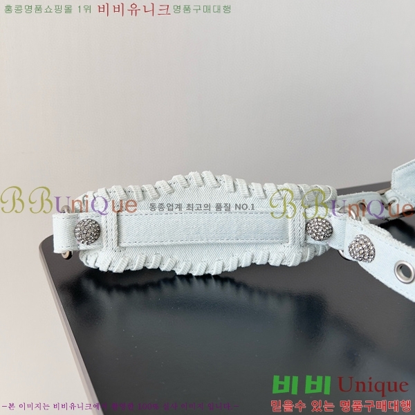 #�߷��þư� �׿� ī�� ����� XS �� 700940-101