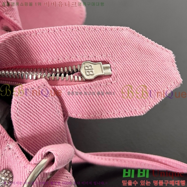 #�߷��þư� �׿� ī�� ����� XS �� 700940-102