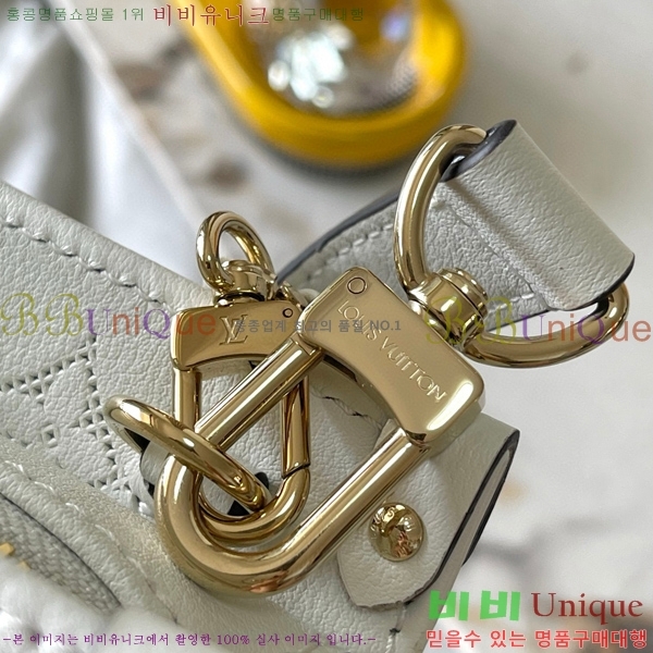 #���̺��� �´��� �̽�Ʈ ����Ʈ M11273-102