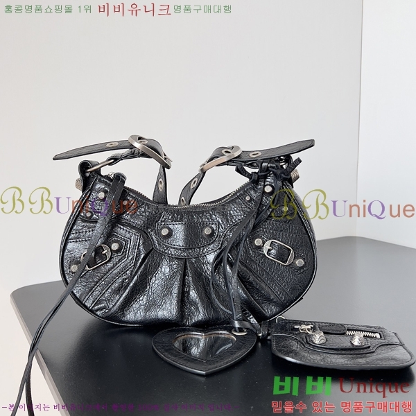 #�߷��þư� LE CAGOLE �� ī�� Xs ����� 6713091-21