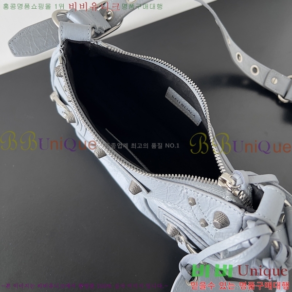 #�߷��þư� LE CAGOLE �� ī�� Xs ����� 6713091-12