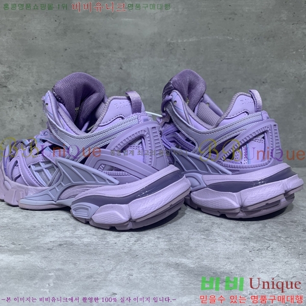 ���� �߷��þư� Track 4.0 ����Ŀ�� 49BL2411-1451-1