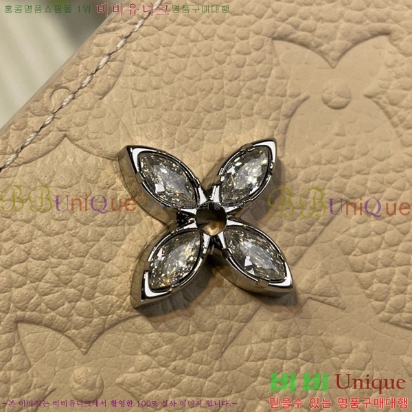 #���̺��� ����Ͻ� ī�� Ȧ�� M12177-101