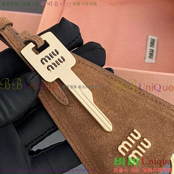 �̿�̿� ���� Ʈ�� MM0170-2