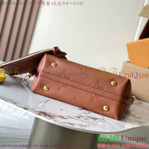 #���̺��� ĳ���� PM M11790-202