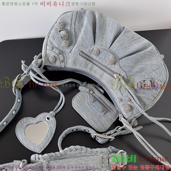 #�߷��þư� LE CAGOLE �� ī�� ���� 6713071-505