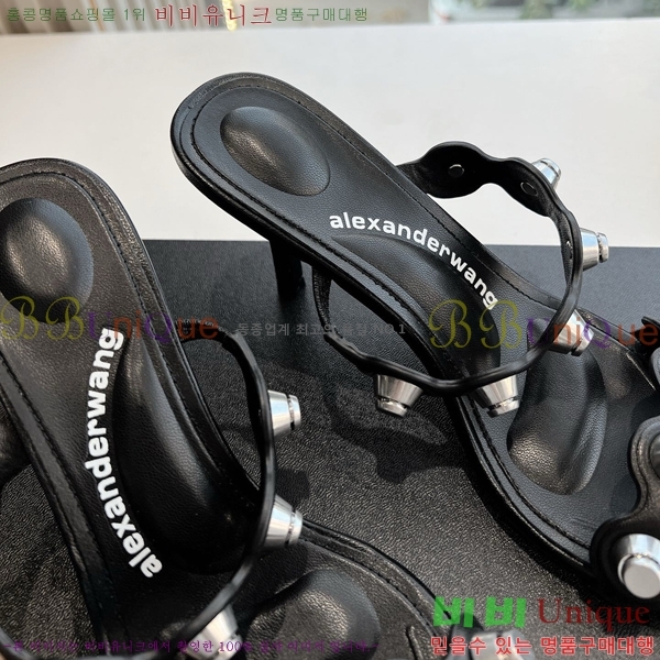 �˷������ ���� AW19752-3 �� 7CM