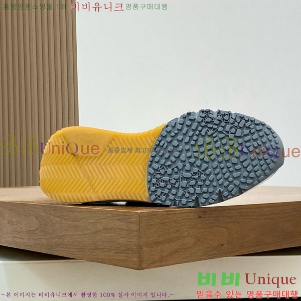 ���ڷ� ��ġ�ڸ� ����Ŀ�� BC2450666-8