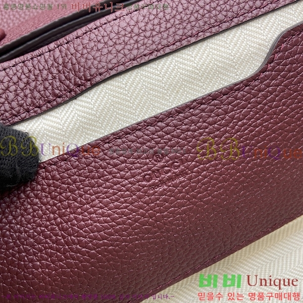 #���� �̴� ũ�ν��� ‎821623-661