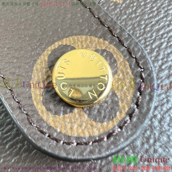 #���̺��� ī�� ������ M61731-102