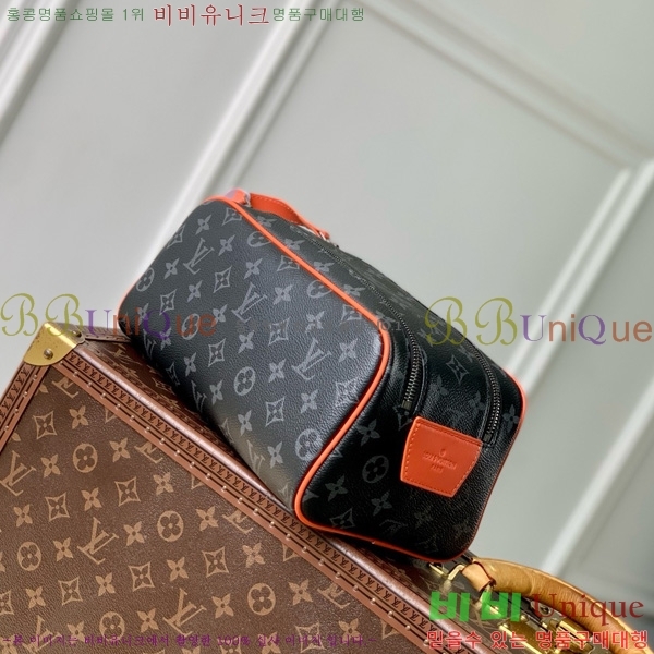 #̺ Ϸ  ŰƮ Ŀġ M15246-101