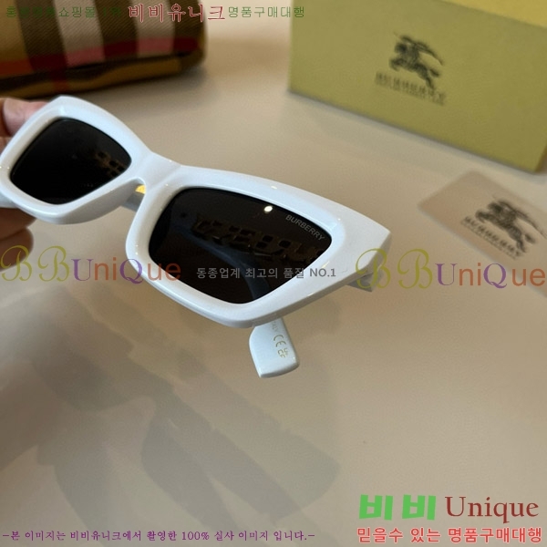 ������ ���۶� B4857913470-1