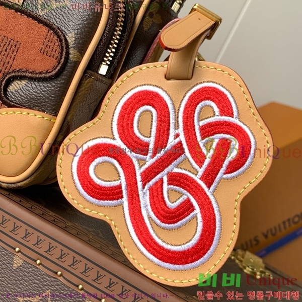 #���̺��� �� ���� M26068-101