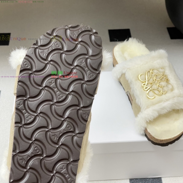 ���� �ο��� �þ �� ���� 30LW2582318-3