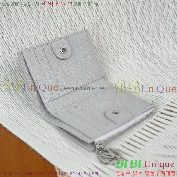 #���̺��� Ŭ���� ���� M83603-1001