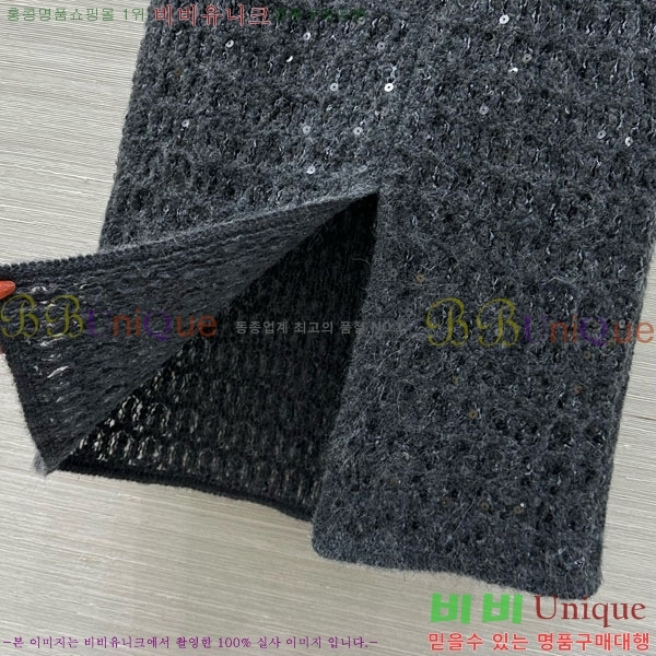 ���� ���ڷ� ��ġ�ڸ� ��ĿƮ BC2334011-8