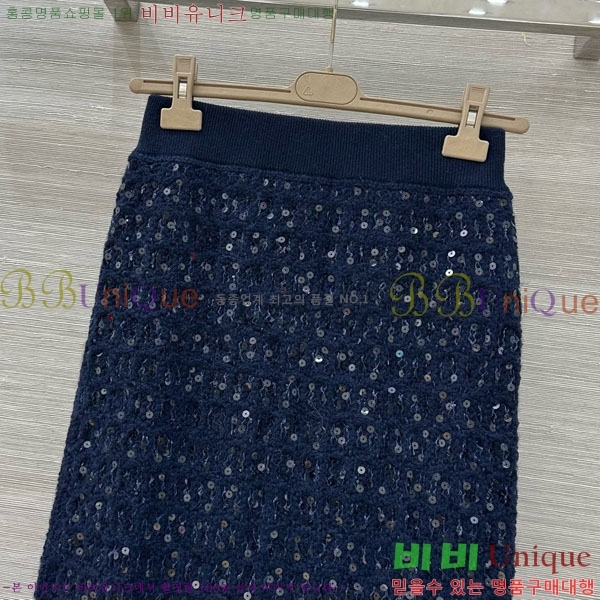 ���� ���ڷ� ��ġ�ڸ� ��ĿƮ BC2334011-9