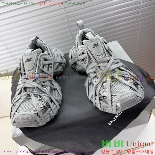 �߷��þư� 3XL Ʈ���̳� ����Ŀ�� BLA356602-4