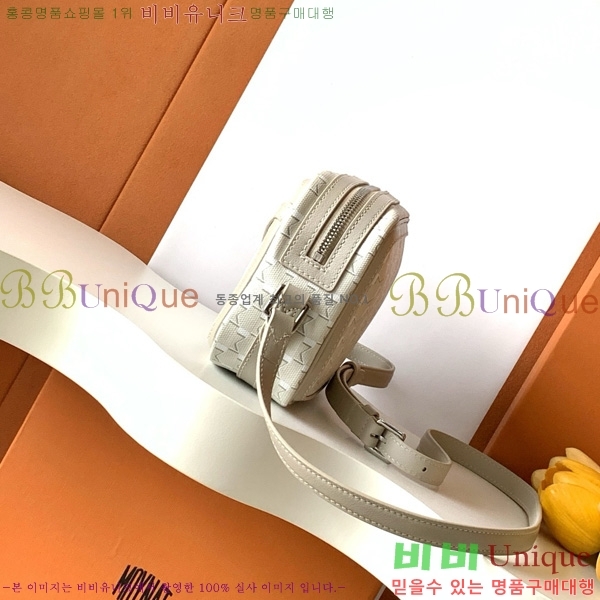 #���̳� ī�޶�� M8018-105