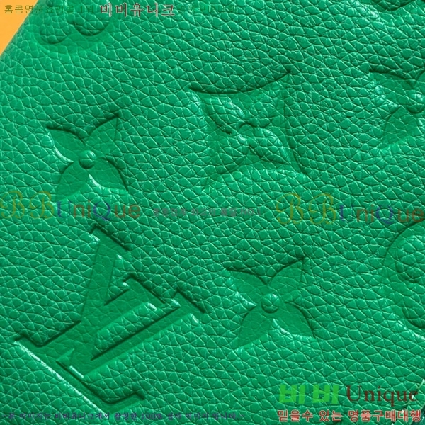 #���̺��� �н���Ʈ Ŀ�� M13187-101