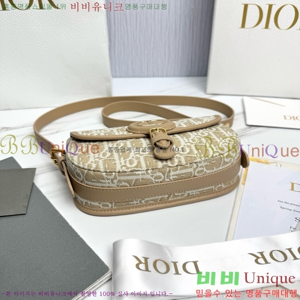 #��� �ٺ� �̽�Ʈ-����Ʈ�� M9335-1001