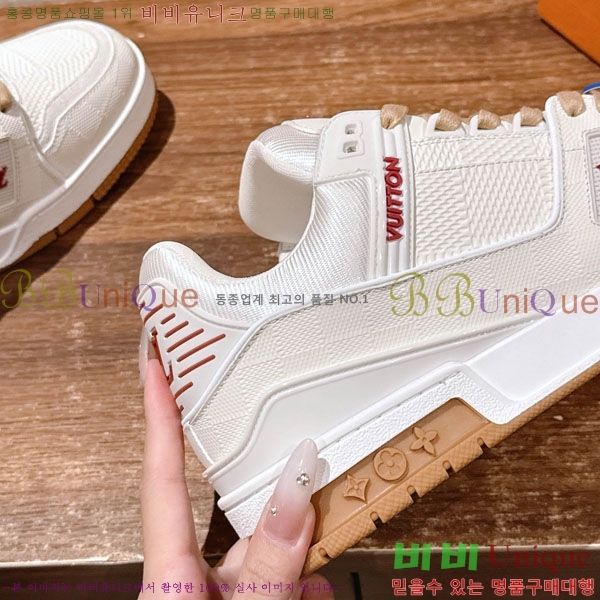 ���̺��� 𝐋-𝐓𝐑𝐀𝐈𝐍𝐄𝐑 ����Ŀ�� �������� L201990-8