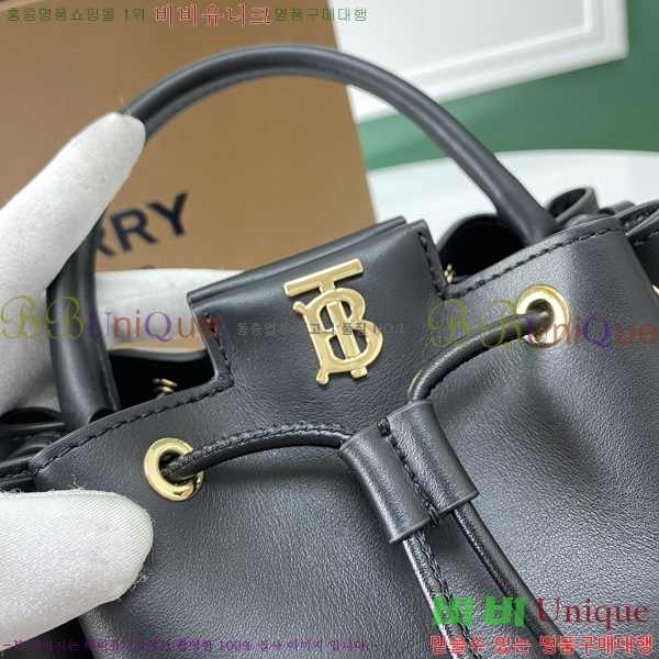 # Thomas Bur Ŷ 541160-1