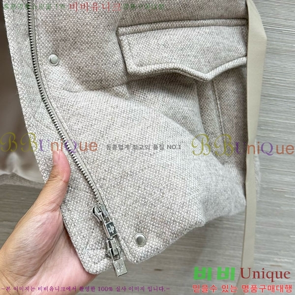 ���� �η�**�� �ٿ� �е� ���� LP1453408-1