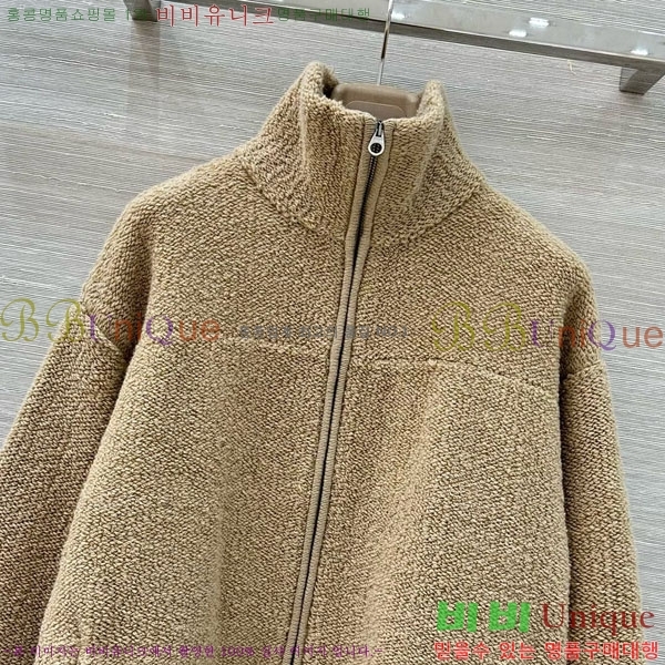 ���� �η�**�� ���� LP8124044-4