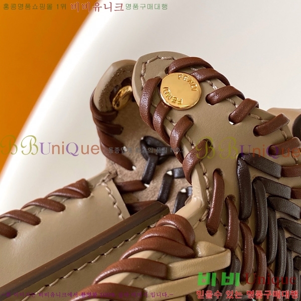 #��� ��ī�� ���̾��� �����ڴ� �ڵ�� �̴� F32702-3