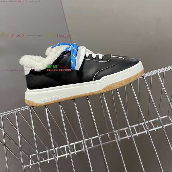 ���� �̿�̿� �þ �� ����Ŀ�� 36MU25101611-6