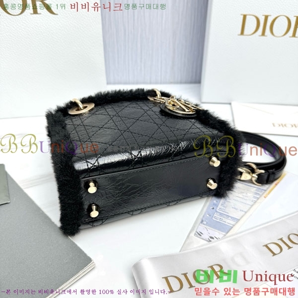 #��� ���̵�� �̴� M0505-2001