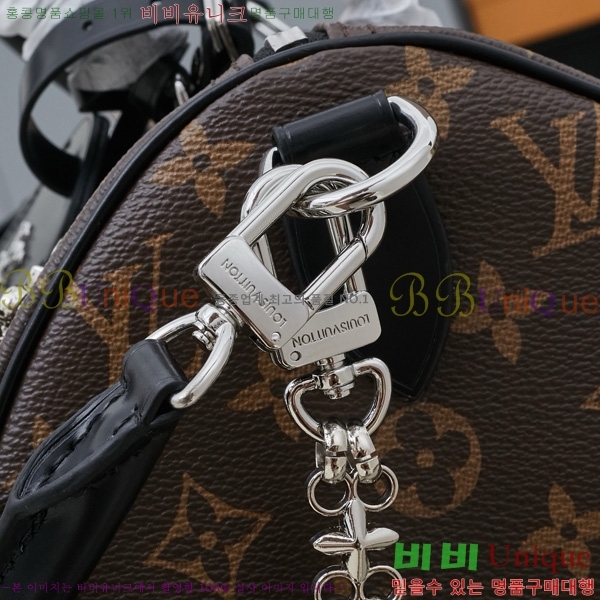 ���̺��� ���ǵ� ����Ʈ 30 M11945-3